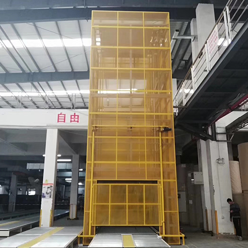 導(dǎo)軌式升降平臺（室內(nèi)）